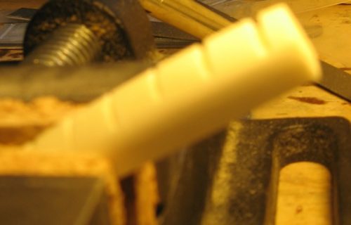 Bedini - Strumenti Musicali - Liutaio a Modena Ferrara e Rovigo - Sostituzione-Capotasto-3-1024x460-500x320 Riparazioni